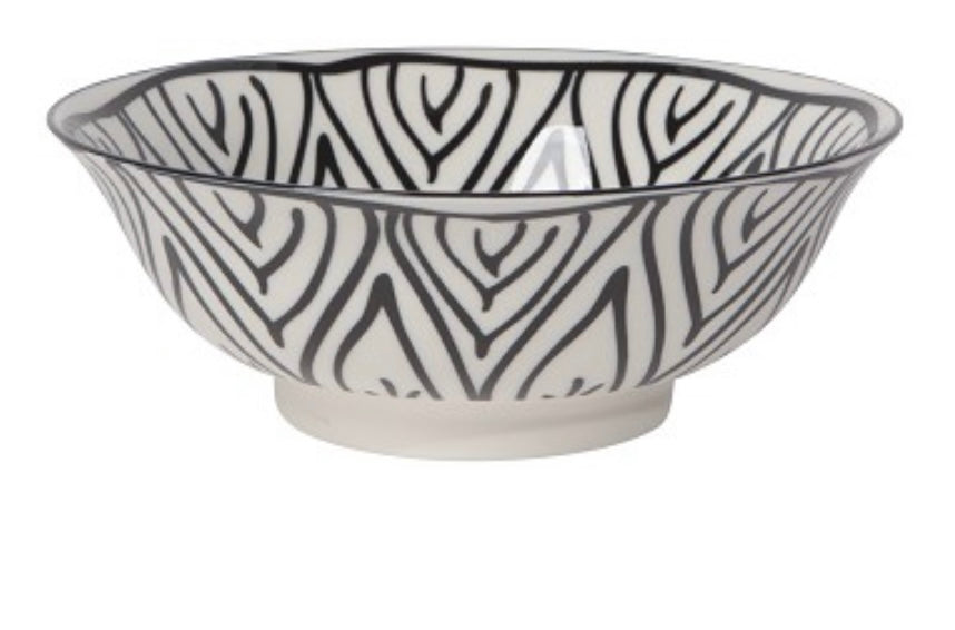 Black Bloom 8" Bowl