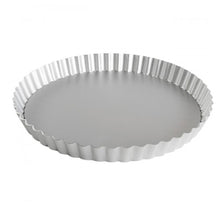 Load image into Gallery viewer, 9.5&quot; Fluted Tart Pan FD
